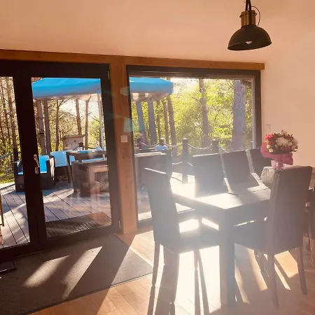 Dom Nad Jeziorem Holiday home *